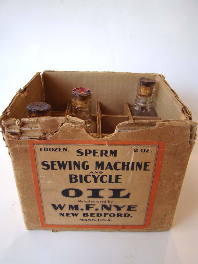 Three unopened bottles of Nye Sperm Whale Oil in the original cardboard box circa 1890 — image 3